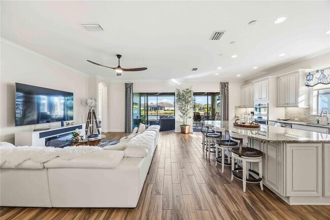 Photo - 5400 Manchini St