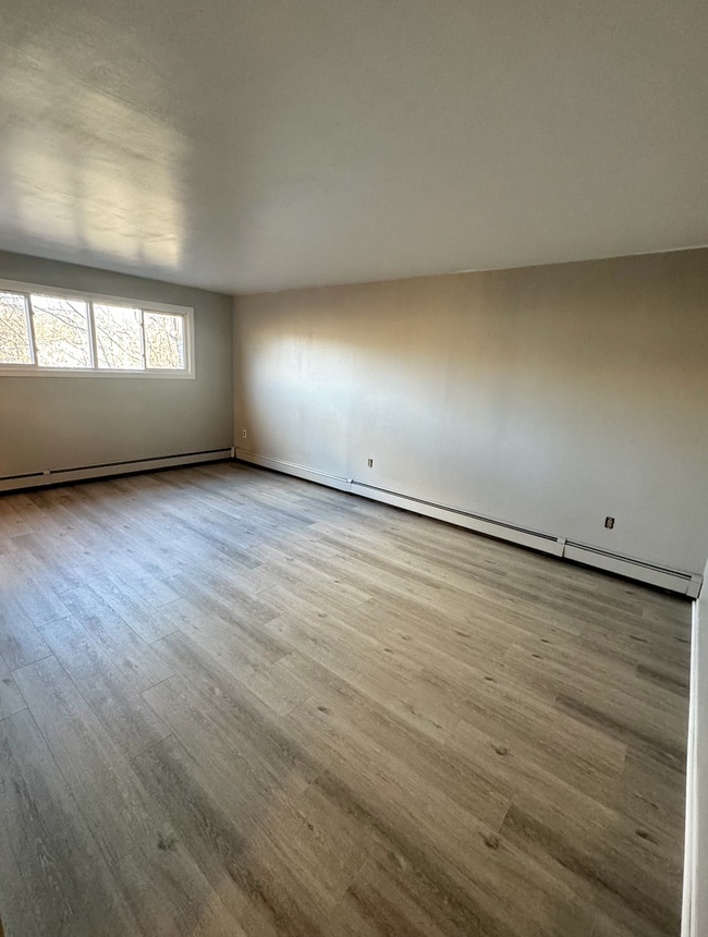 Photo - 67 Caledonia Rd Unit 11