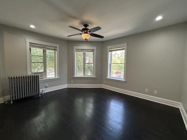 Building Photo - 1 bedroom in Chicago IL 60639 Unit 2