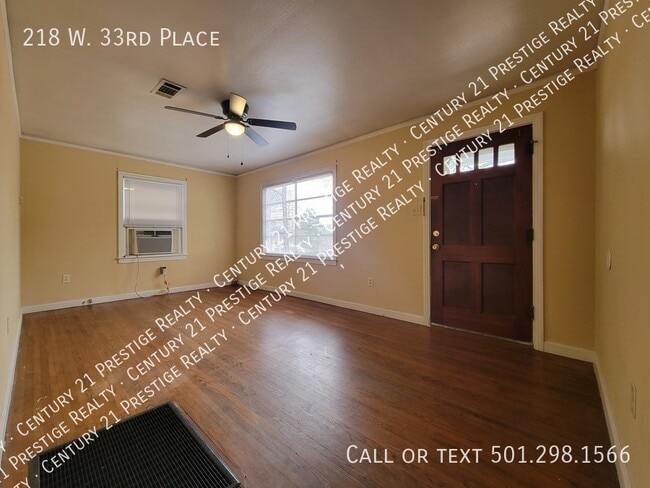 Photo - 218 W 33rd Pl