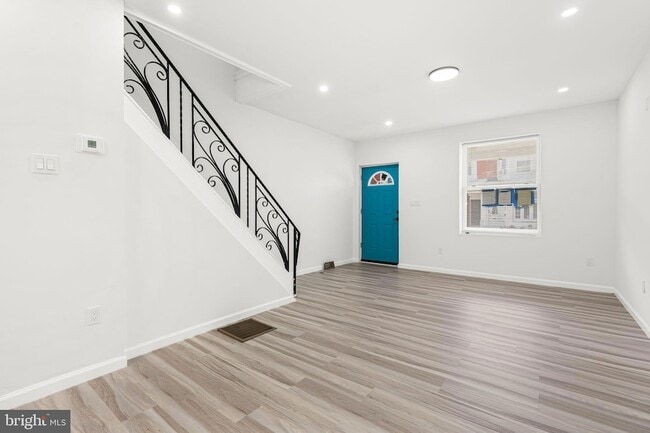 Photo - 5514 Broomall St