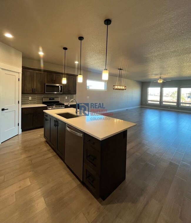 Photo - 1912 Tidewater Ln