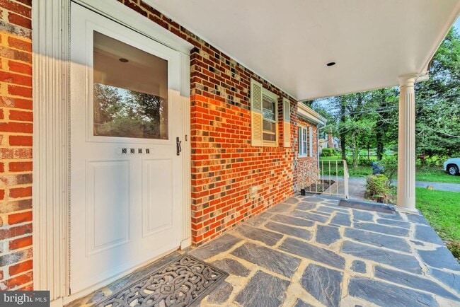 Photo - 3307 Beechtree Ln
