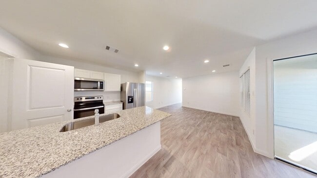 Photo - 16811 N Marie Vlg Dr