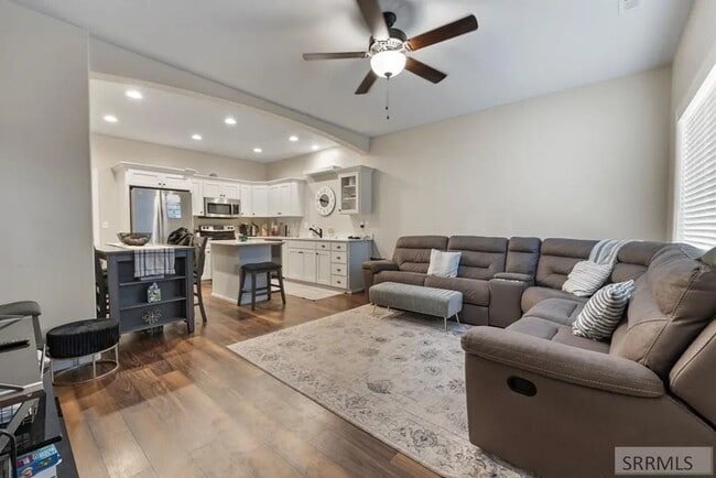 Photo - Beautiful 3-Bed, 2.5-Bath Rock Creek Townhome with Attached 2-Car Garage