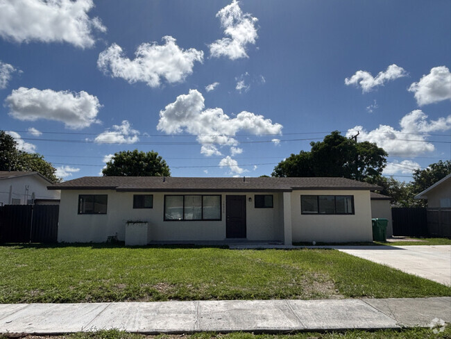 Building Photo - 16030 SW 101st Ave Rental