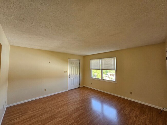 Photo - 2865 University Ave Unit 2865-2