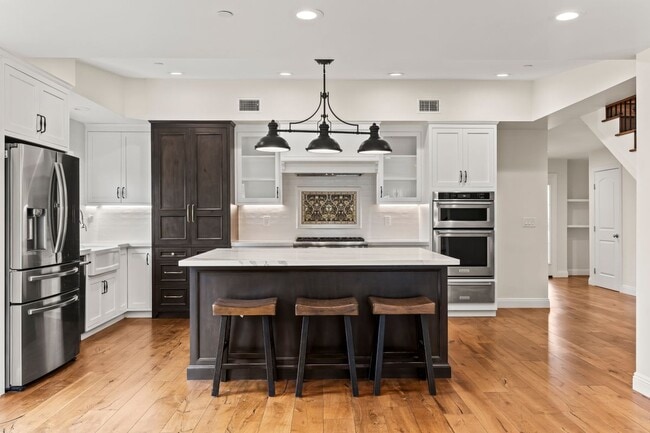 Photo - 1096 Canyon View Dr