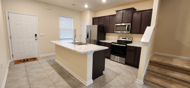 Photo - 545 Running Wds St