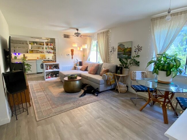 Photo - 1901 Glen Allen St Condo Unit 6