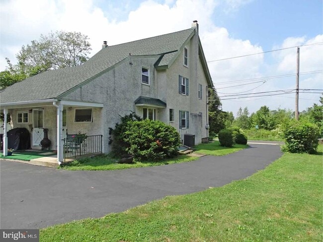 Photo - 1153 Greeley Ave