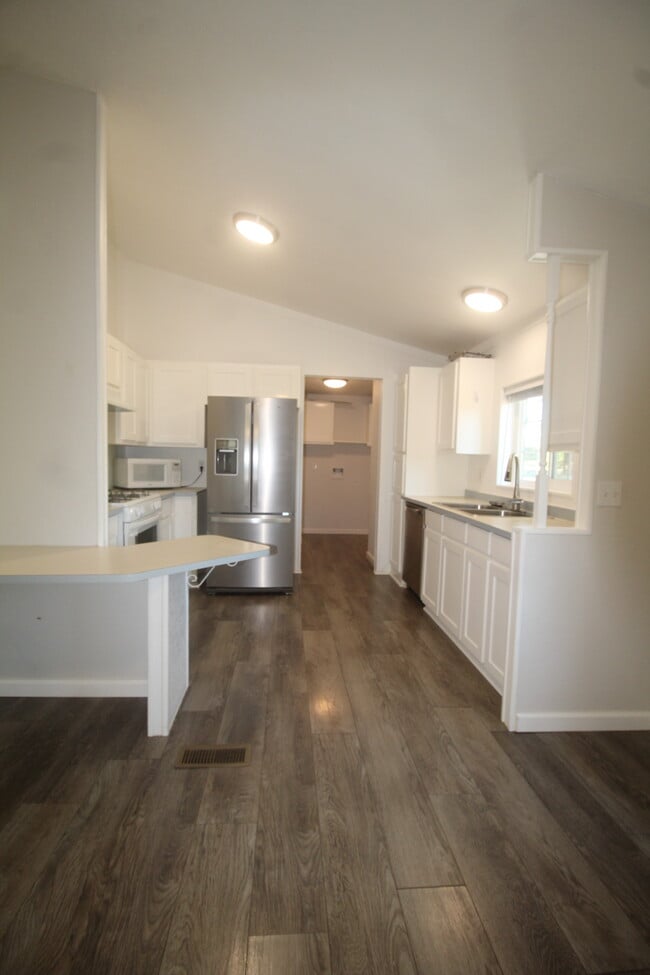 Photo - 5778 Stratton Ln