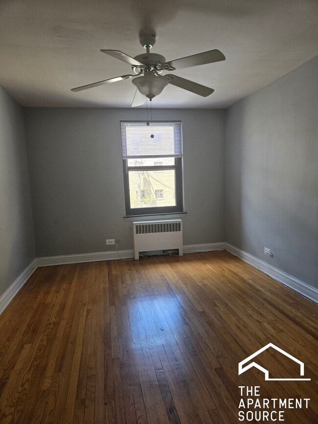 Photo - 7320.5 N Ridge Blvd Unit 7320.5 North Ridge Blvd