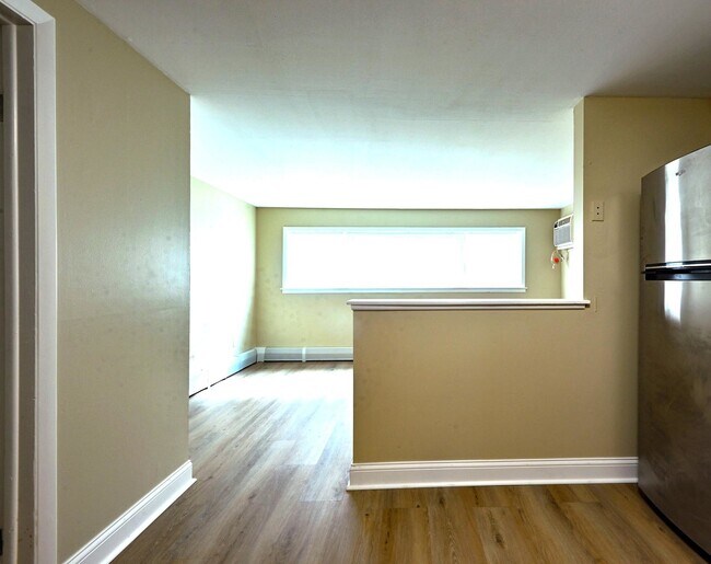 1018 S 11th Ave Unit G