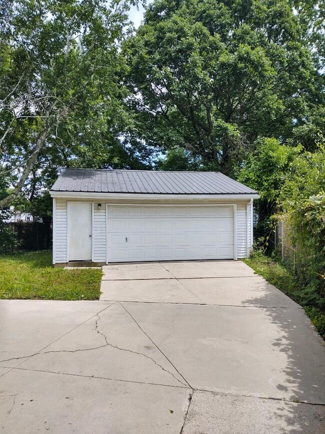 Photo - 1060 Fairwood Ave