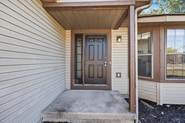 Photo - 6948 Kinston Dr