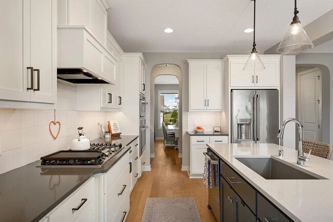 Photo - Absolutely stunning woodbury property for lease!