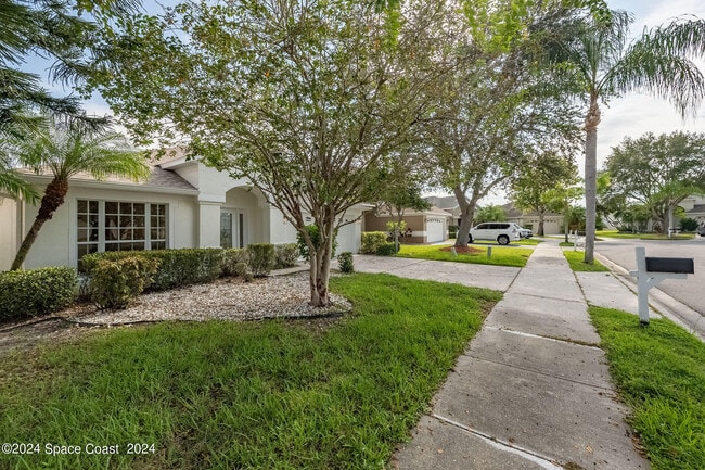 Photo - 1216 Foxridge Pl