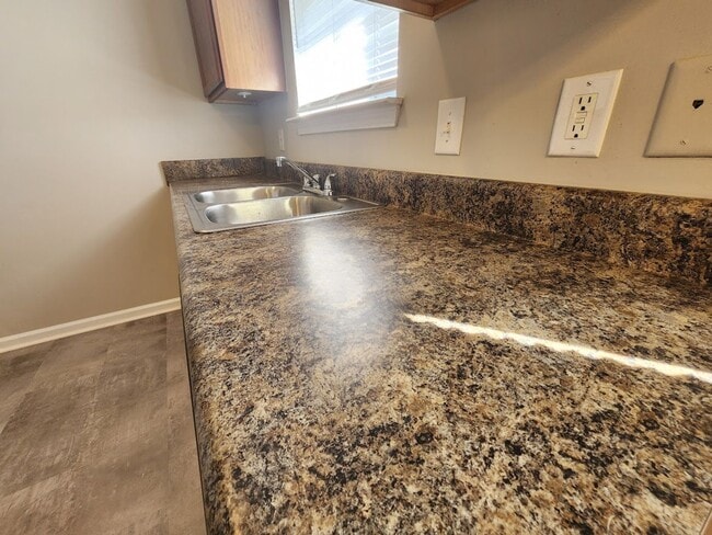 Photo - Goldfinch Unit B