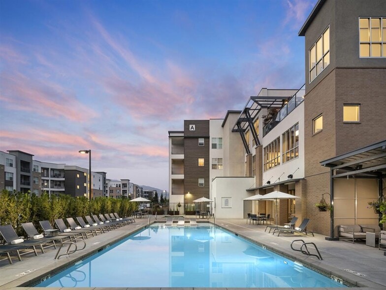 Swimming Pool With Sparkling Water