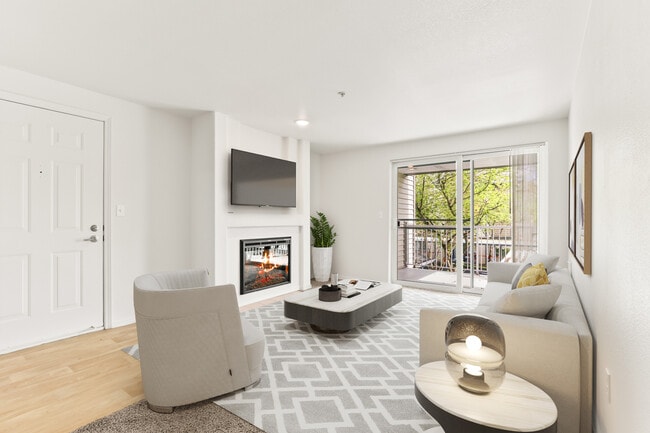1 BR, 1 BA - 657SF - Living Room