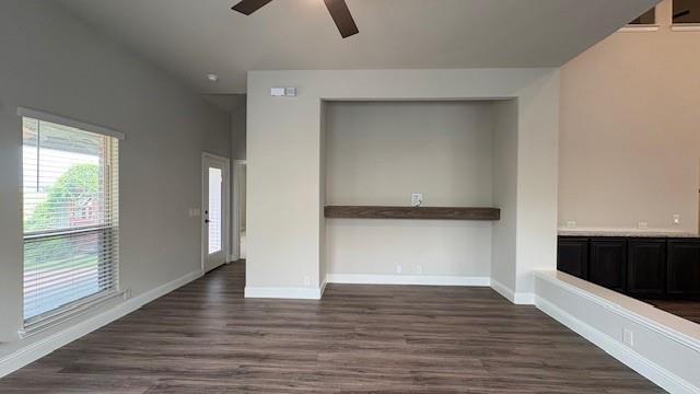 Photo - 9400 Wellington Dr