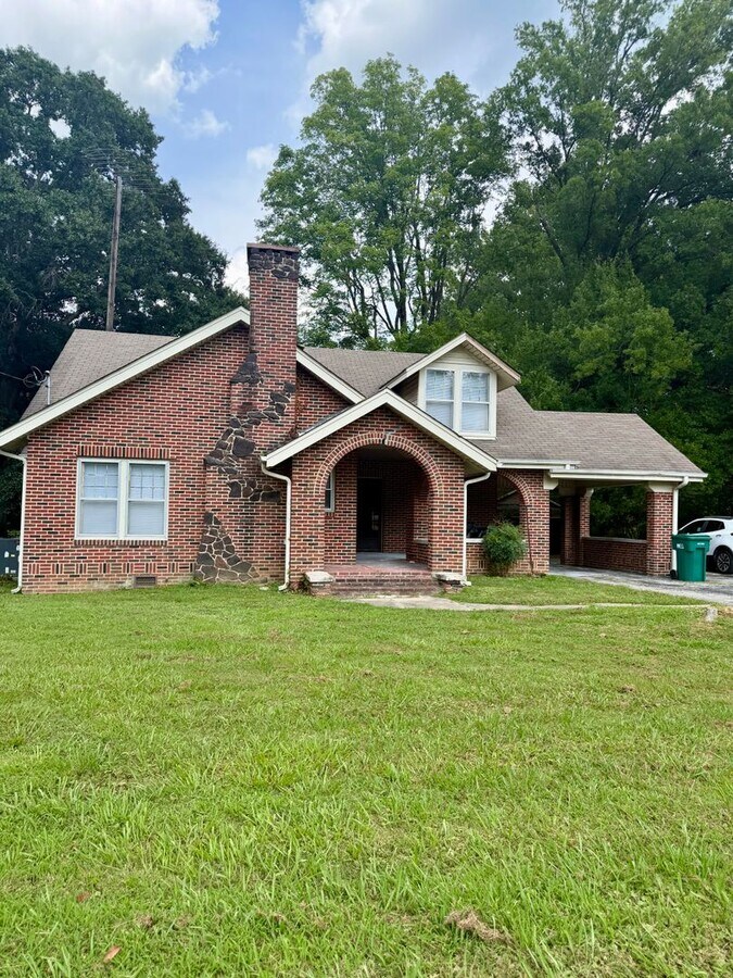 Photo - 1820 S Highland Ave