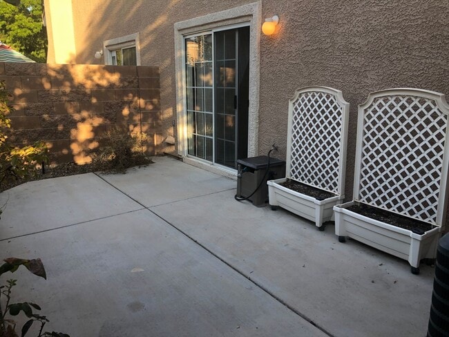 Photo - Great Two Bedroom Townhouse with a 1 car garage near Silverado Ranch area