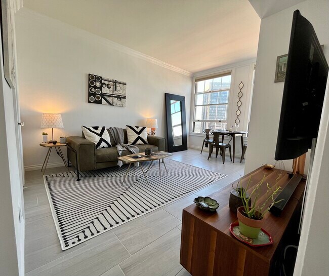 Photo - 702 Ash St Unidad 500 Rental