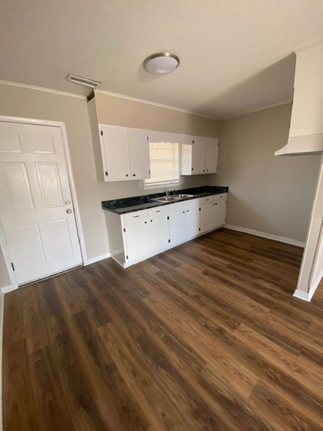 Photo - One bedroom one bath room apartment