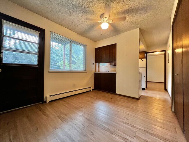 Photo - Dartmouth125 (KC-AM) Unidad 7