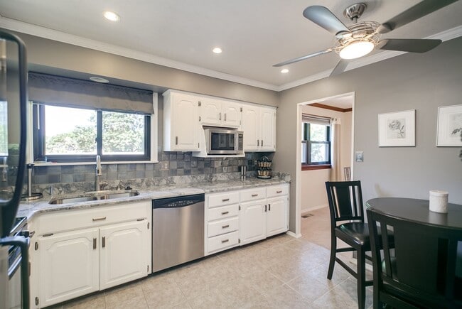 Photo - 2711 Sky Hill Ct