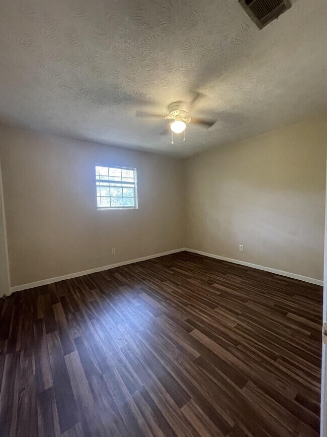 Photo - 803 City Blvd Unit 1