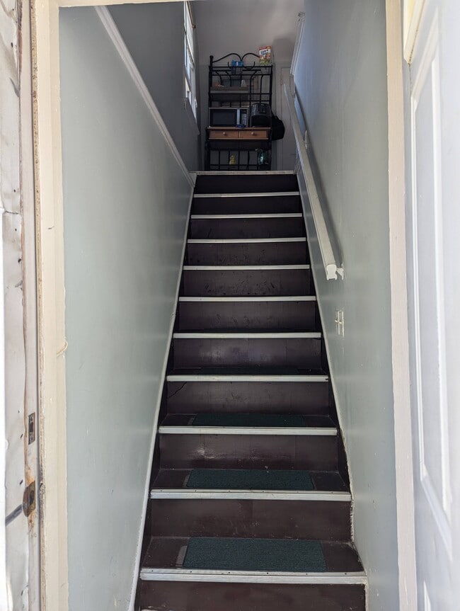 Photo - 66 Caroline St Unit 2
