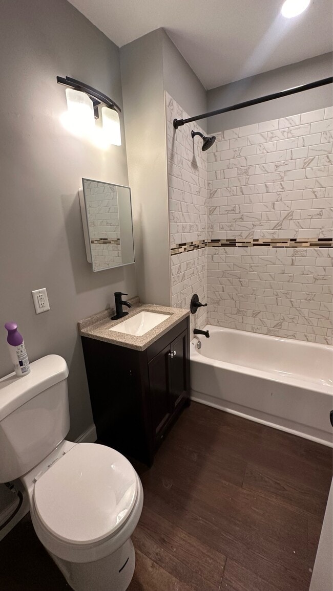 Photo - 936 Westminster St