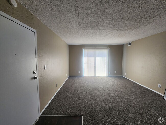 Building Photo - Quarry Ridge Apt  2 bdrm available soon!!!