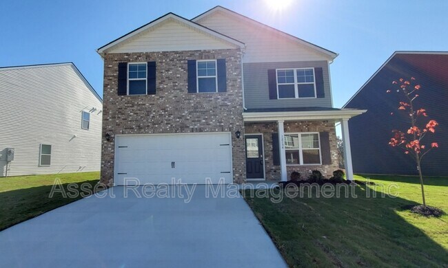 Building Photo - 12134 Evergreen Dr NE