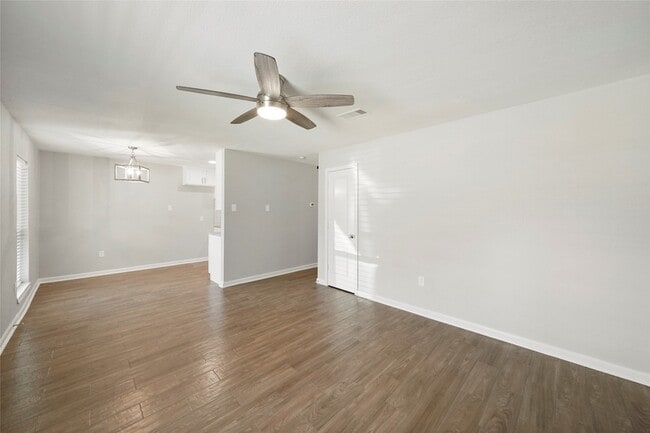 Photo - 2526 Appian Wy Unit 2