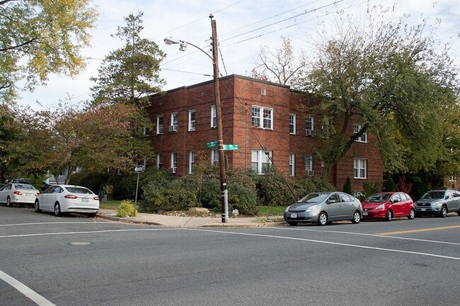 Luray Apartments