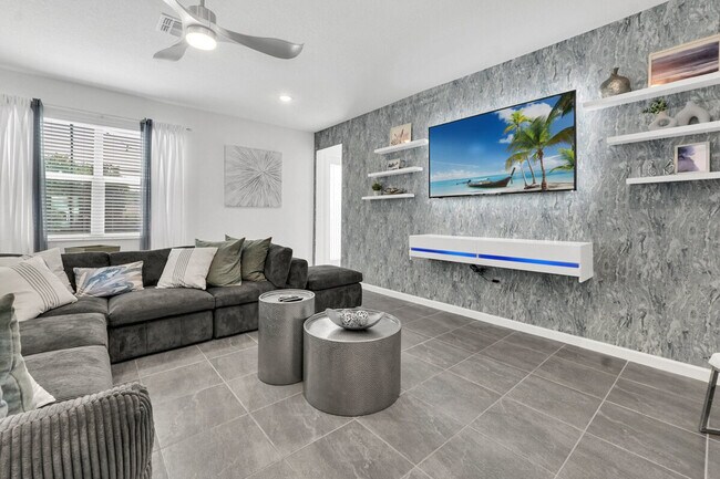 218 Marcello Blvd Unit SI ID1622411P