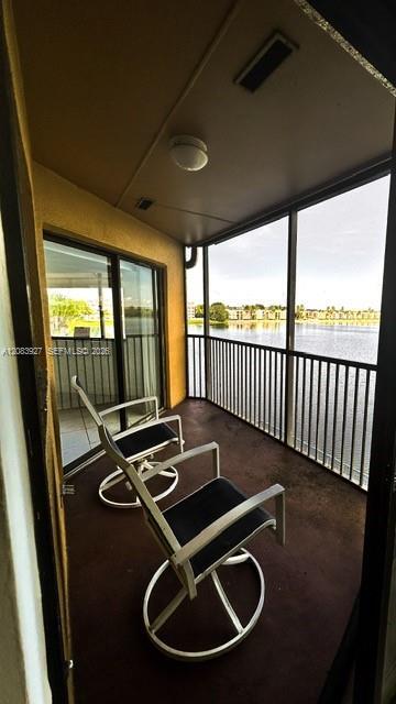 Photo - 15545 N Miami Lakeway Unit 303