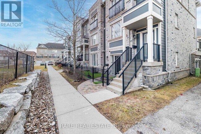 Photo - 60 Fairwood Cir
