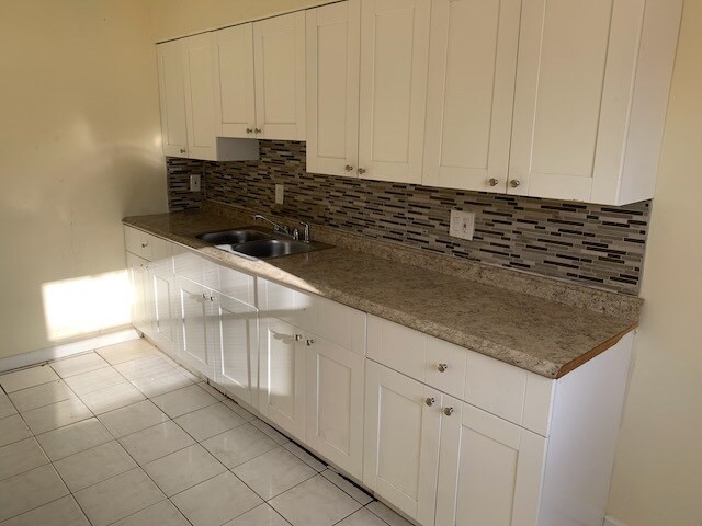 Photo - 2720 NW 25th St