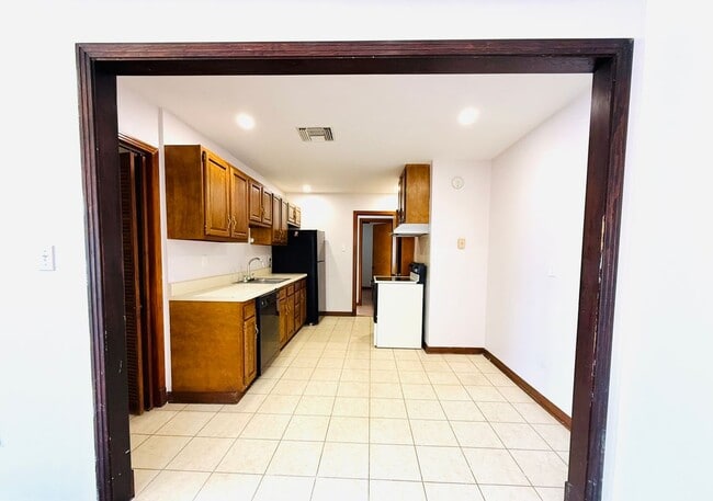 Photo - 1104 N Bengal Rd