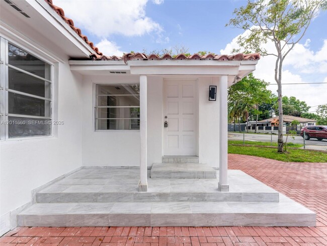 Photo - 520 NW 32nd Pl Unidad 520