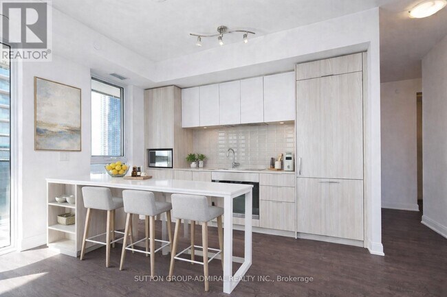 Photo - 70 Annie Craig Dr Unit 807