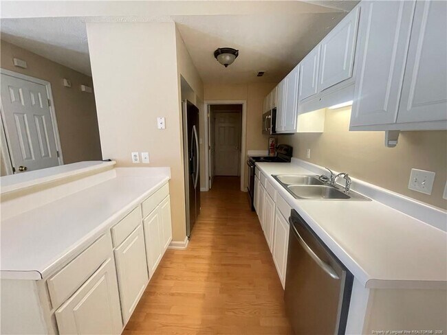 Photo - 509 Meadowland Ct