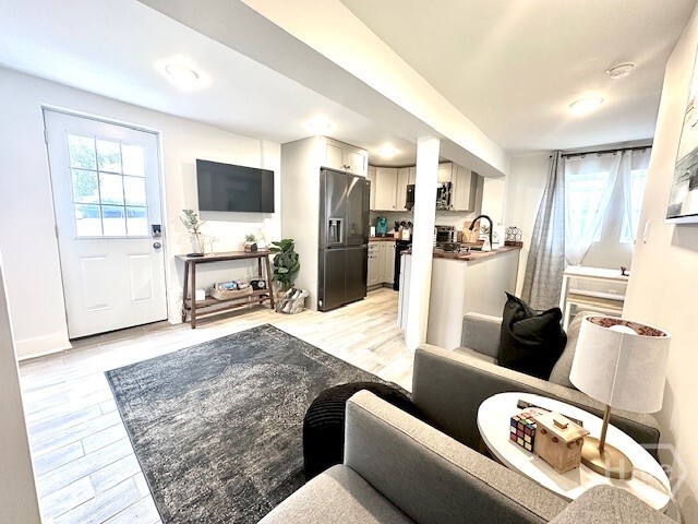 Building Photo - 528 E 37th St