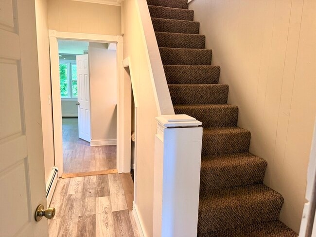 Photo - 32 Rockland St