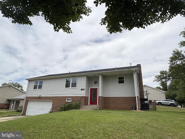 Photo - 1205 Kings Tree Dr House